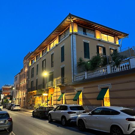 Hotel Regina Forte dei Marmi Dış mekan fotoğraf