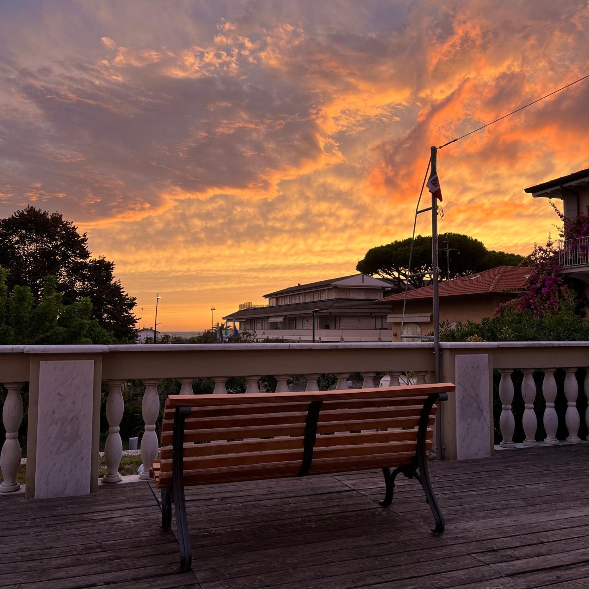 Hotel Regina Forte dei Marmi Dış mekan fotoğraf